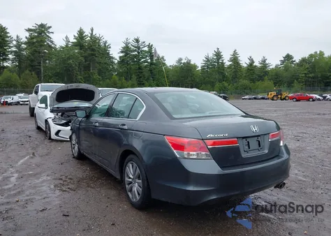 2012 Honda Accord 2.4 Ex z USA, uszkodzony, nr VIN 1HGCP2F7XCA154837